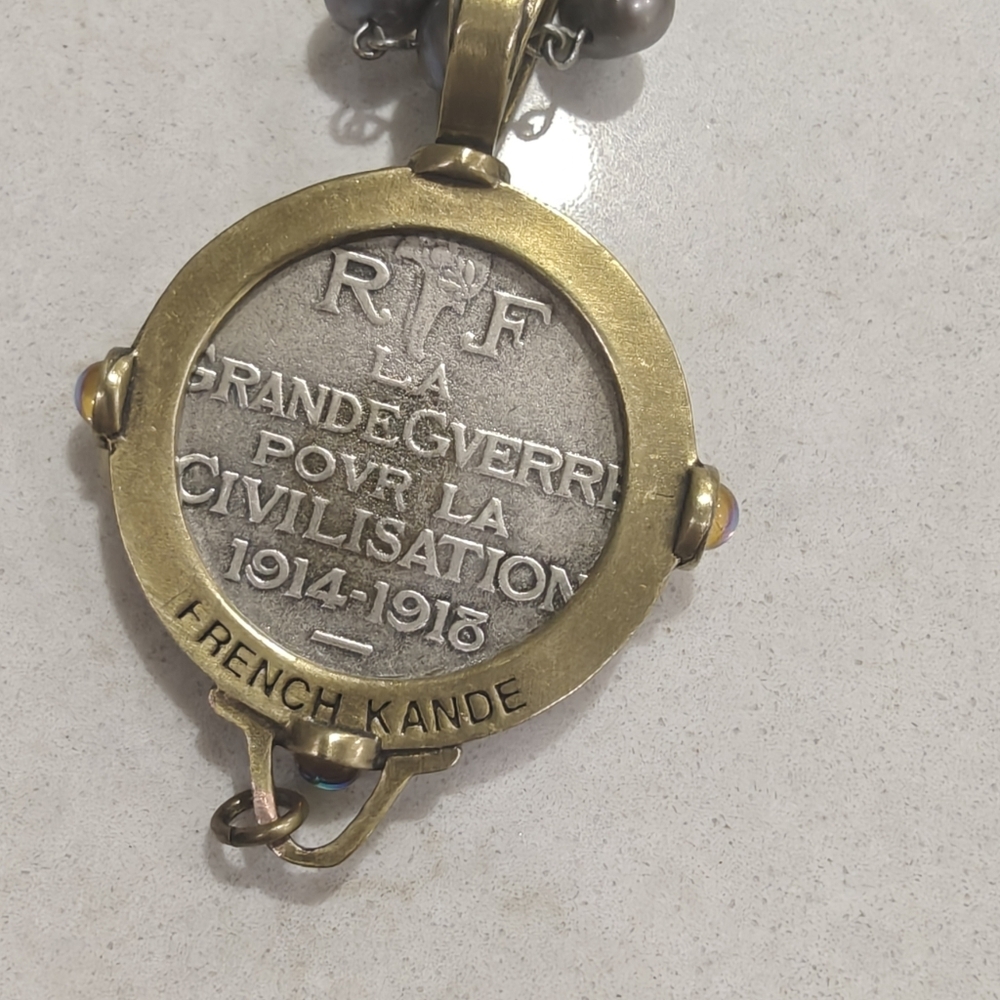 FRENCH CANDE Necklace - Picture 3 of 3